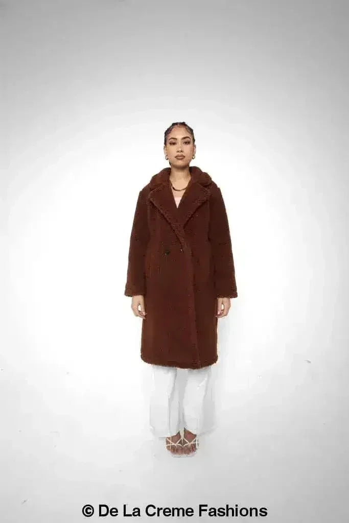 Manteau long Jackie style Teddy en imitation peau de mouton, coupe droite à double boutonnage