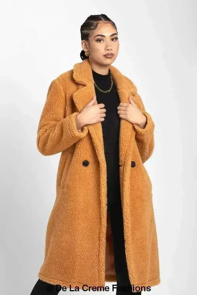 Manteau long Jackie style Teddy en imitation peau de mouton, coupe droite à double boutonnage