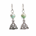 Boucles d'oreilles en argent sterling jaspe vert mousse et charme celtique