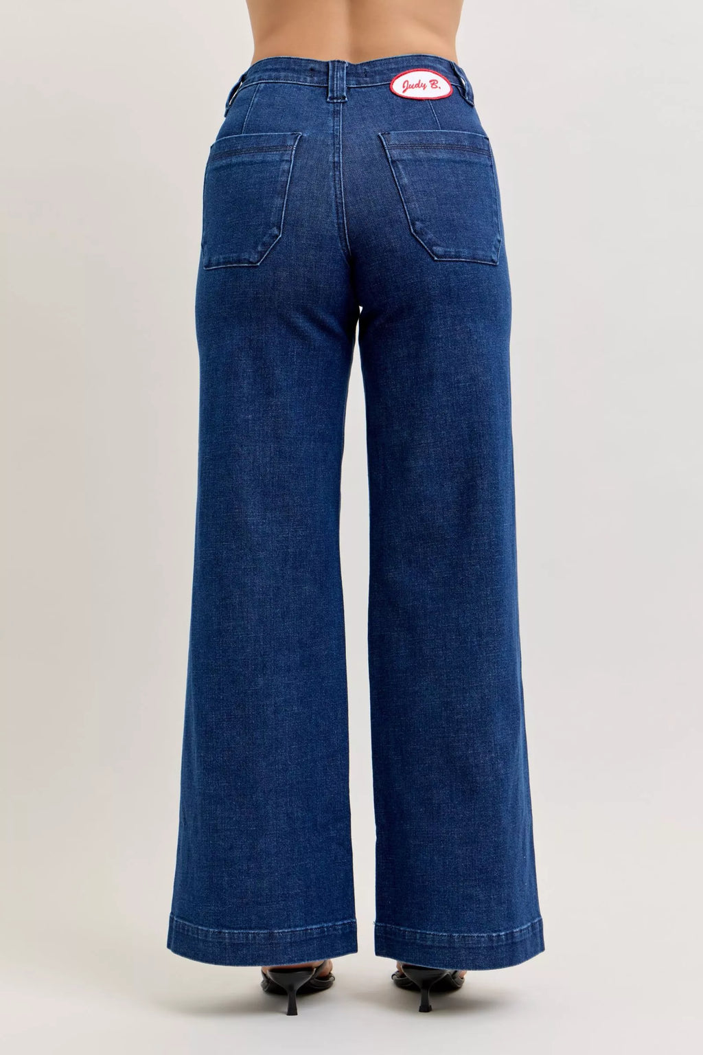 Jeans larges rétro taille haute Judy Blue avec poches plaquées et coutures torsadées