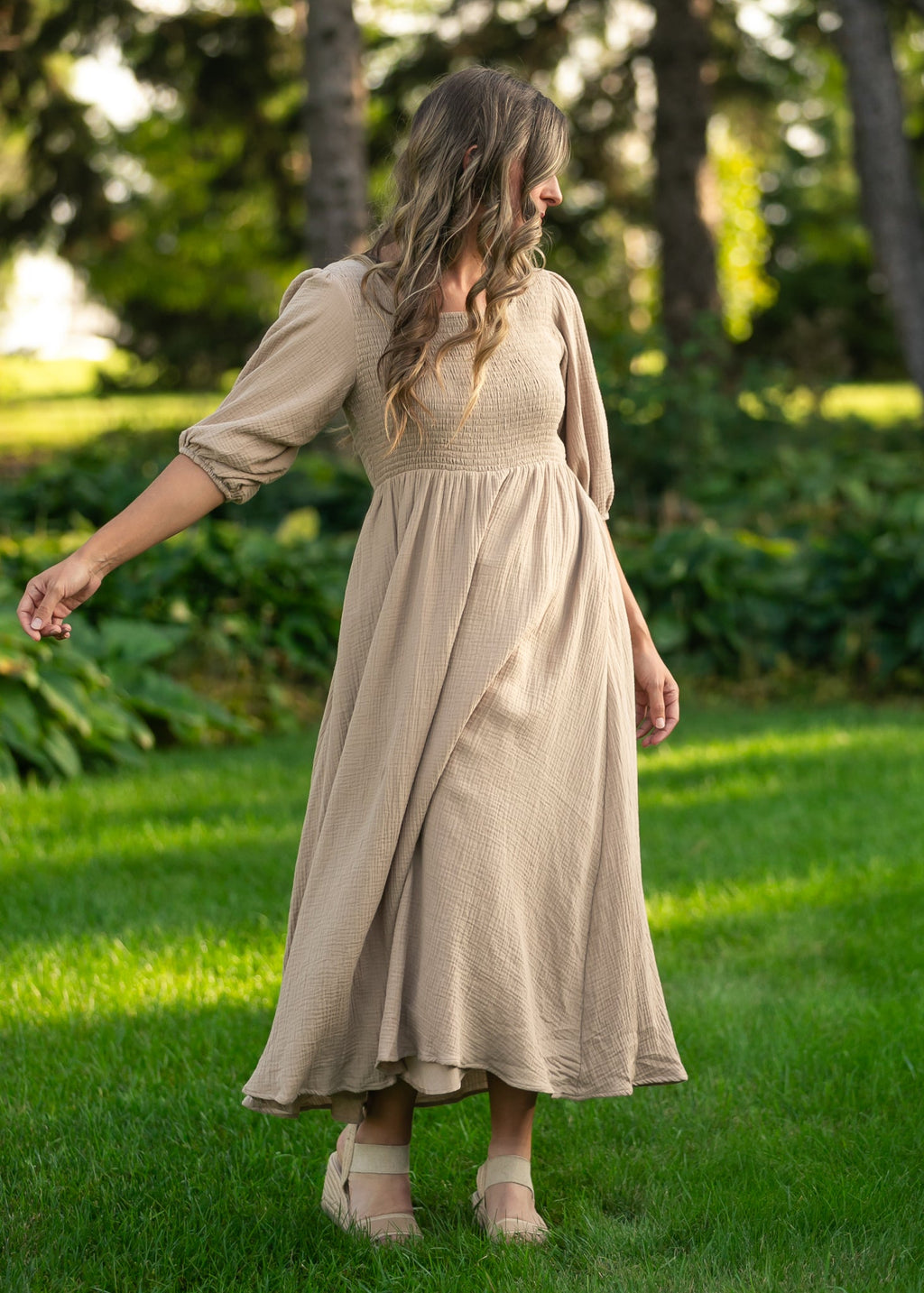 Robe en gaze à bustier smocké Kayleen Tan - VENTE FINALE