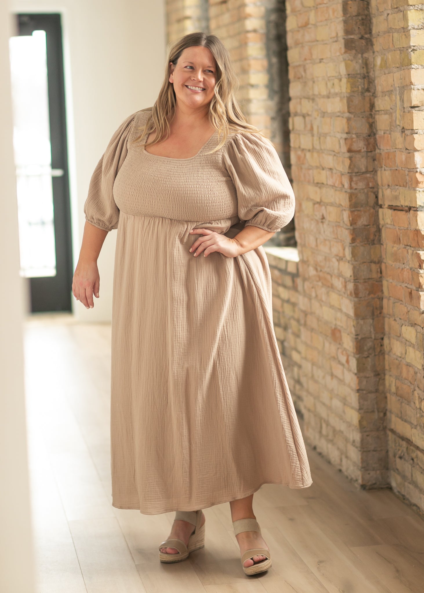Robe en gaze à bustier smocké Kayleen Tan - VENTE FINALE