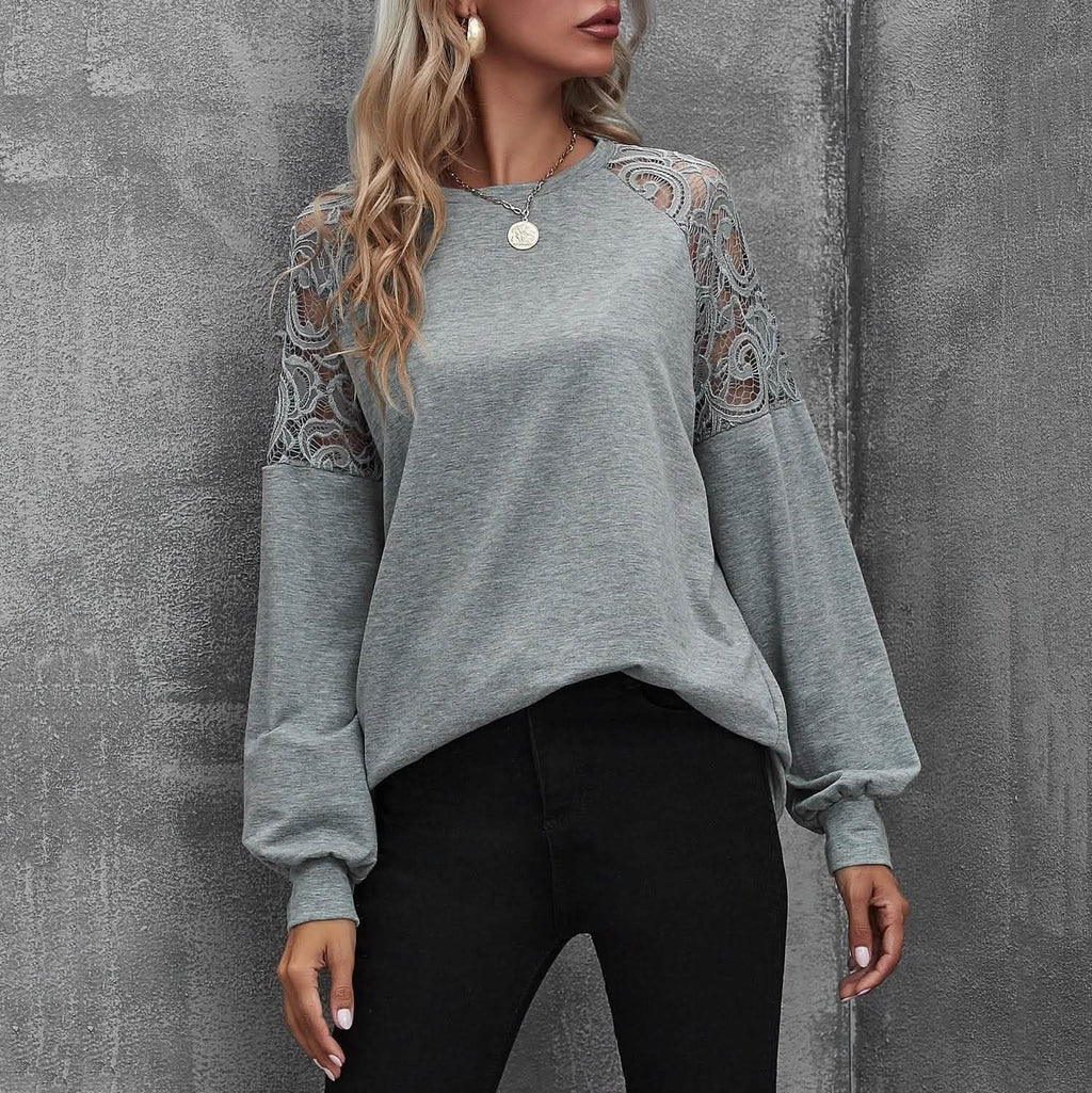 Pull à manches raglan et empiècement en dentelle