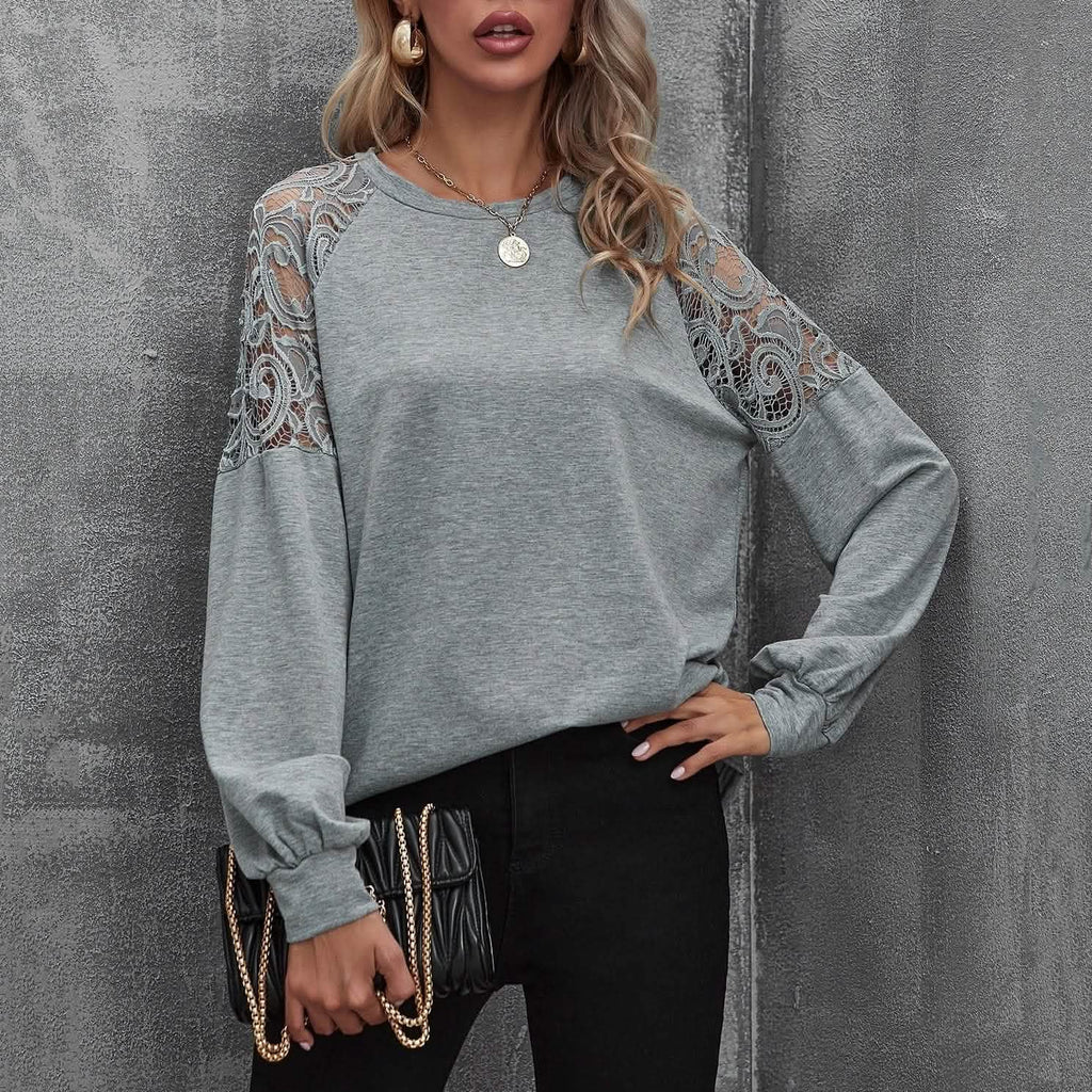 Pull à manches raglan et empiècement en dentelle
