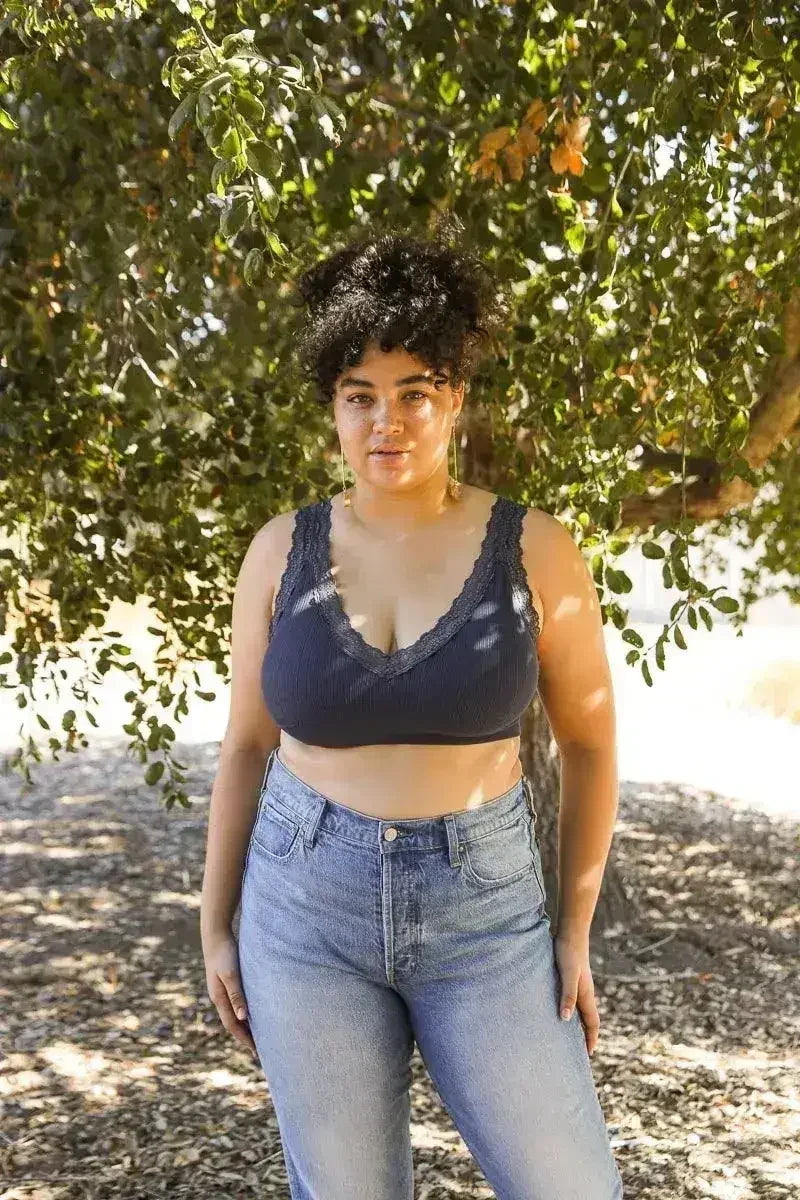 Bralette rembourrée bordée de dentelle – Soutien-gorge confortable au quotidien | Femstylo