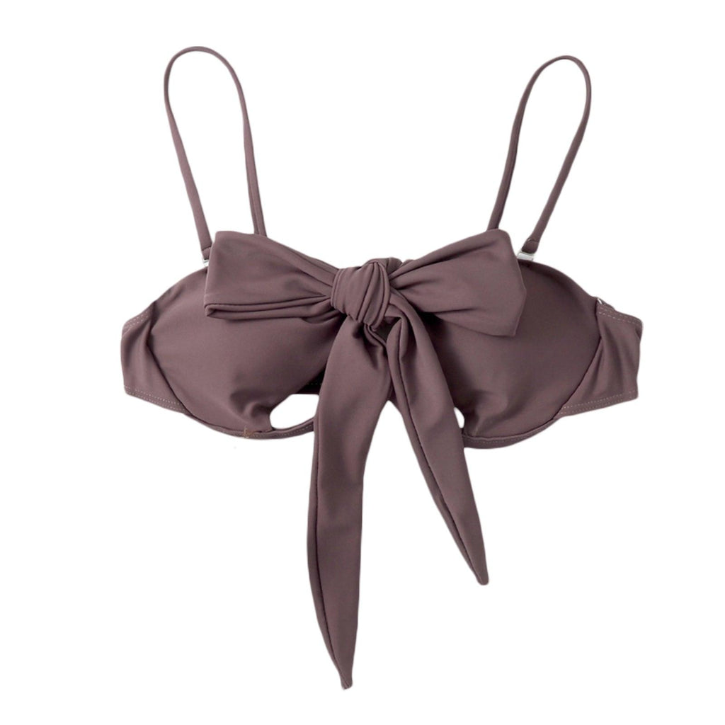 Maillot de bain d'été uni pour femme, maillot de bain bikini une pièce avec bretelles détachables, col licou et découpes nouées avec design entrecroisé.