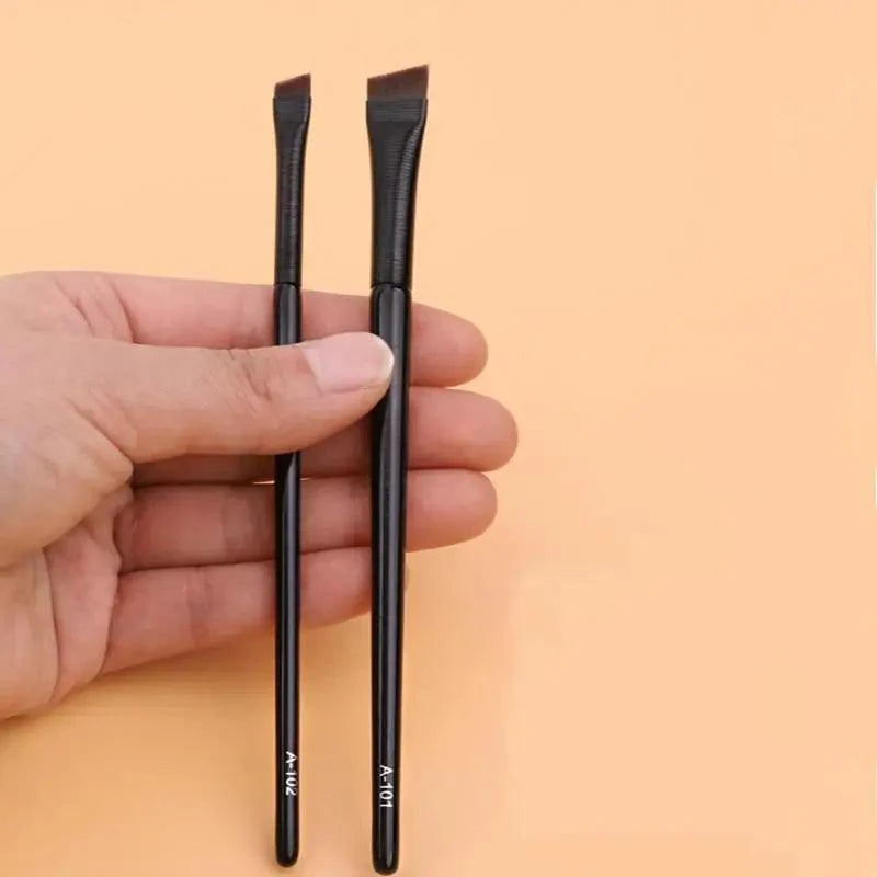 Brosse à sourcils et eyeliner Lavish Style, brosse à sourcils inclinée professionnelle de petite taille, brosse à eyeliner de haute qualité, outils de maquillage