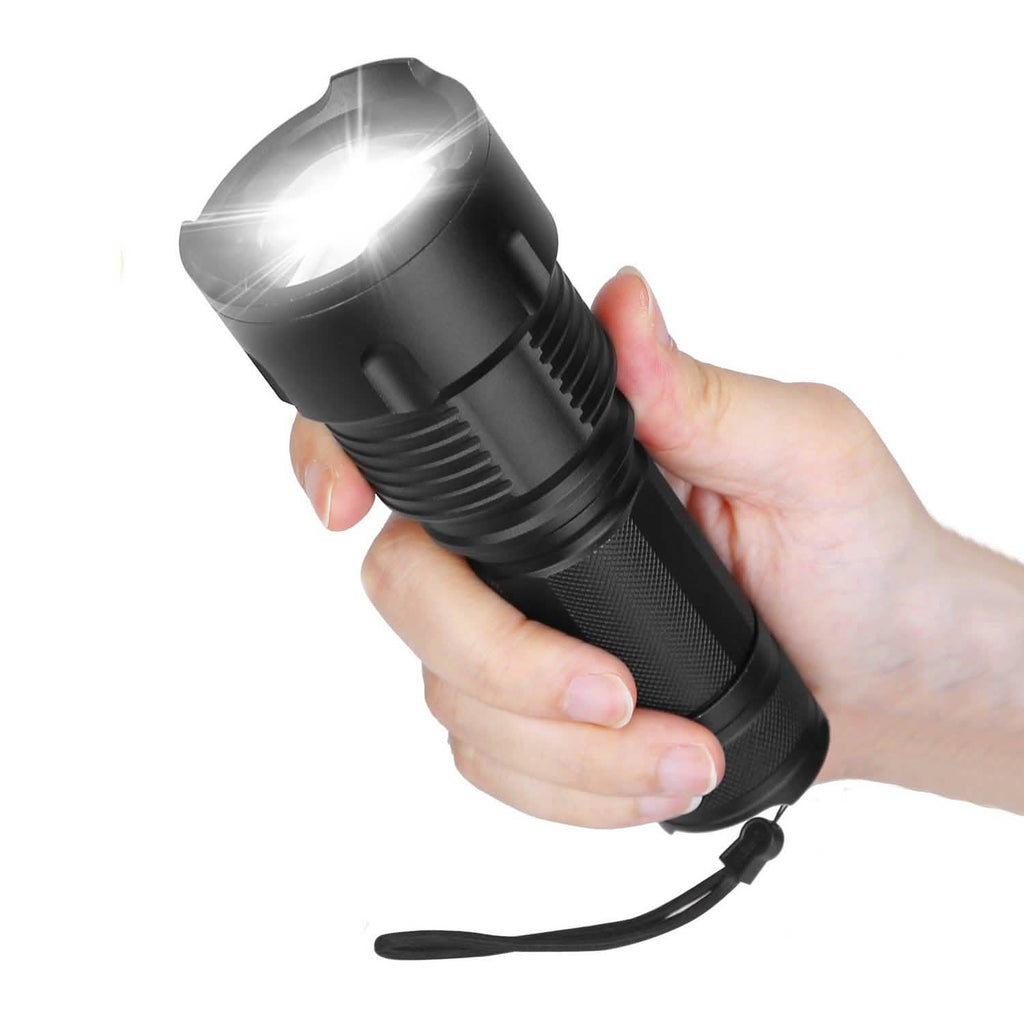 Lampe de poche LED rechargeable et zoomable