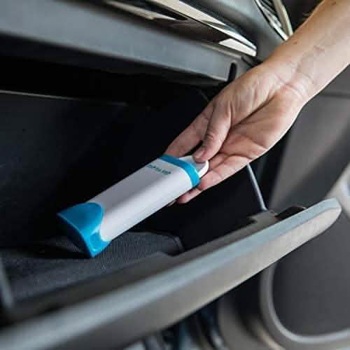 Brosse anti-peluches et anti-poils d'animaux