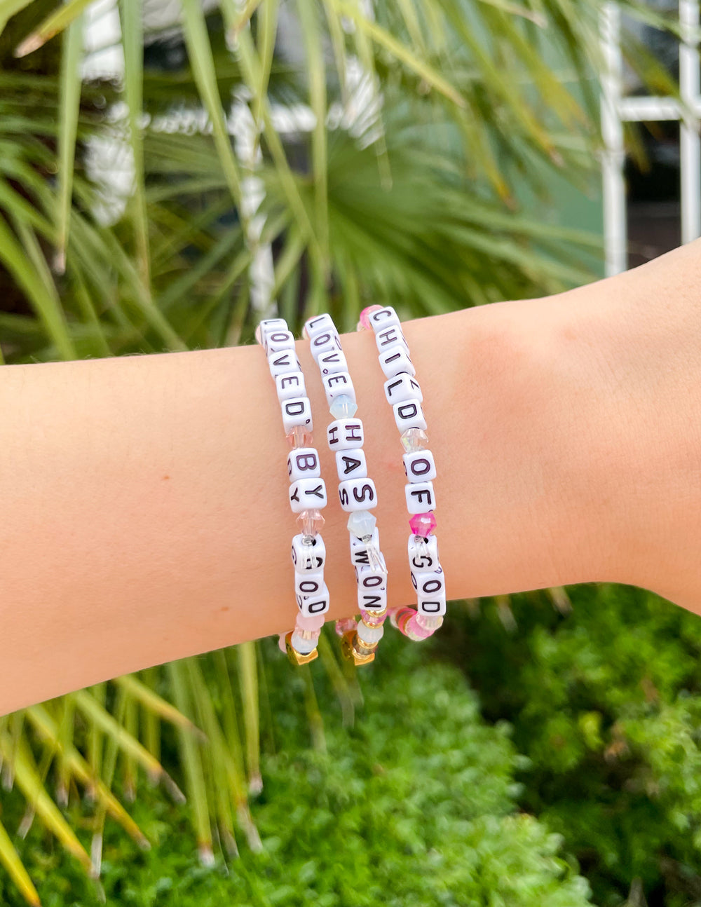 Bracelet Lettre L'Amour A Gagné