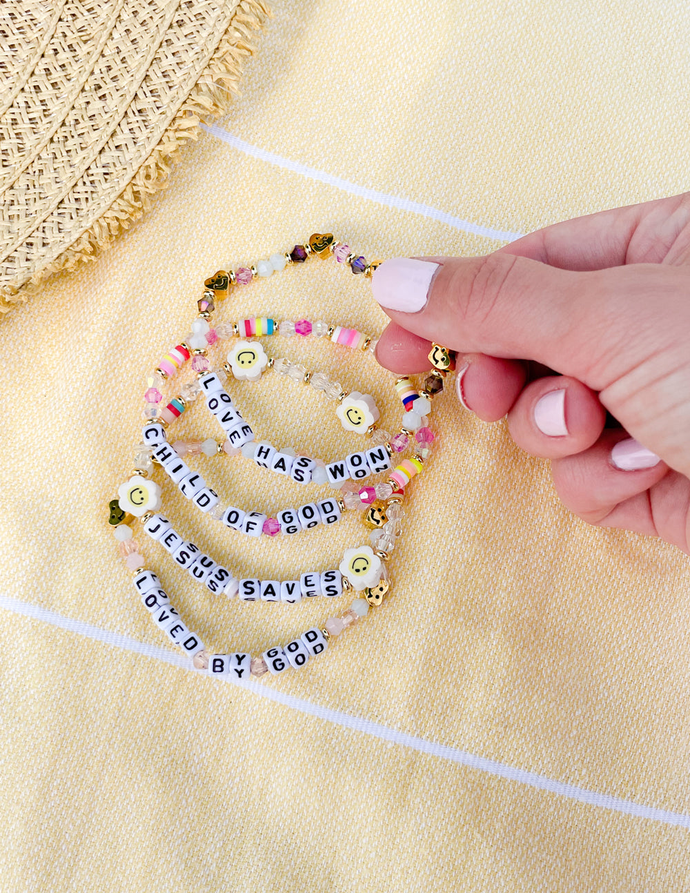 Bracelet Lettre L'Amour A Gagné