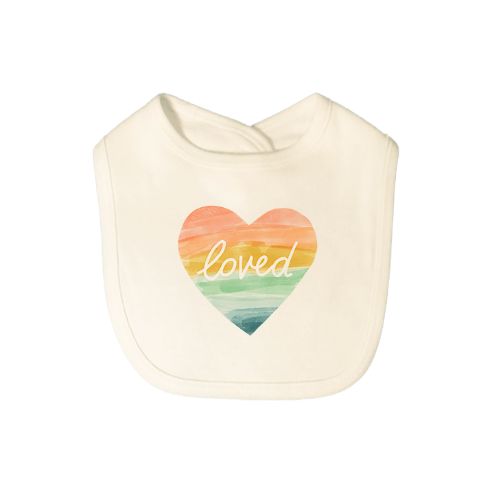 bavoir graphique | cœur arc-en-ciel adoré