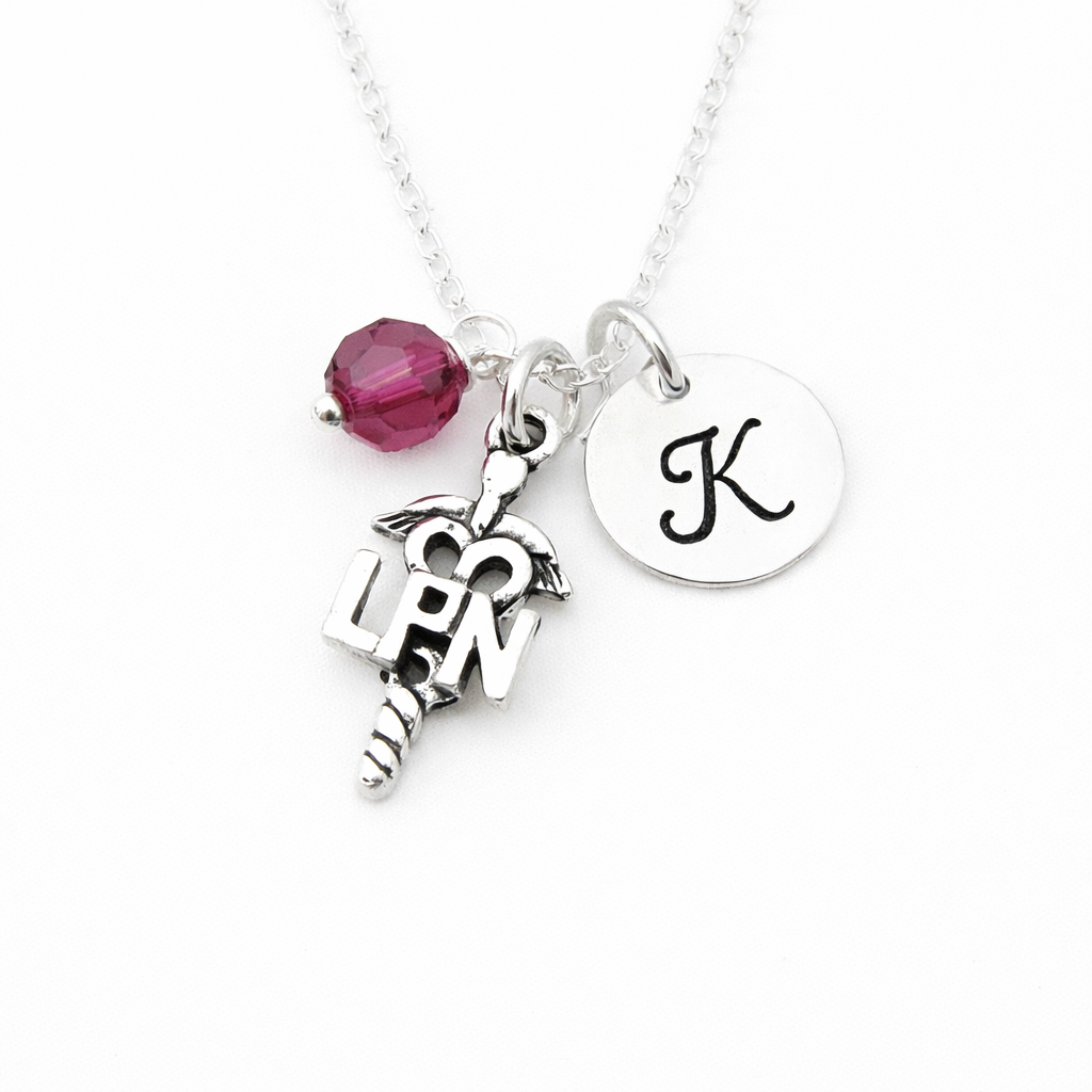 Collier d'infirmière LPN – Argent sterling avec pierre de naissance et breloque initiale