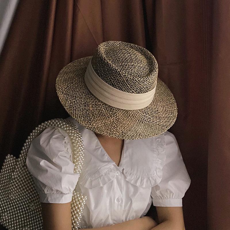 Nouveau chapeau de plage en paille fait main de luxe pour femmes, chapeau d'été de luxe, casquette de mode en paille, chapeaux plats de protection solaire, beau design unique 55-60cm