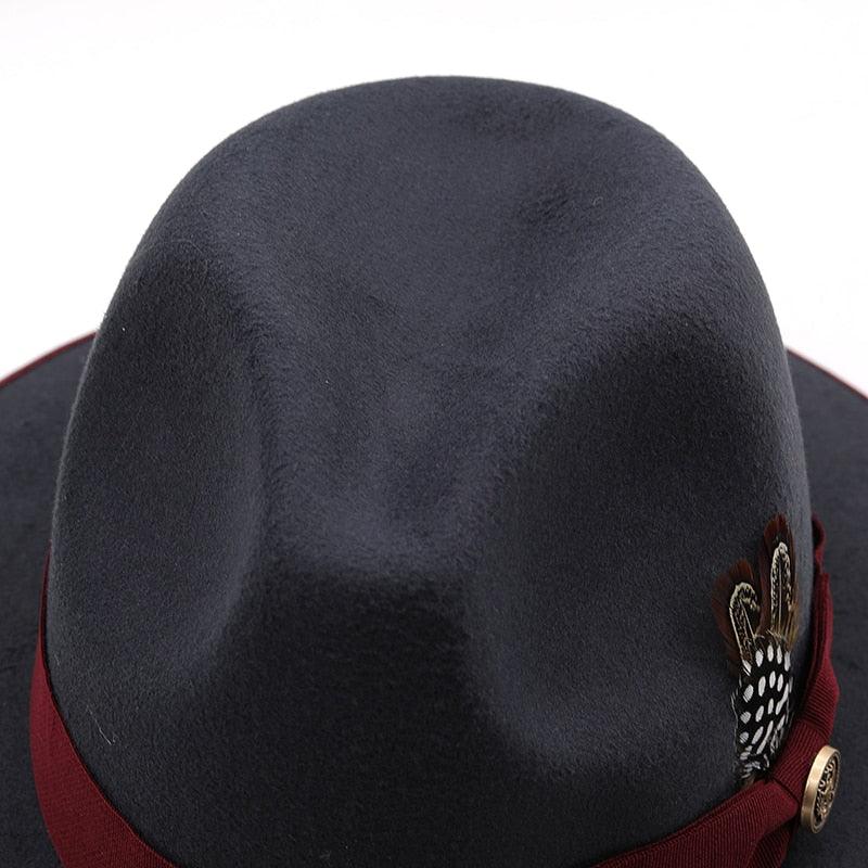 Chapeaux de Couple Uniques de Luxe Chapeau Fedora à Bord Large Chapeau Fedora Tendance Hiver Automne Chapeau de Mariage Noir Rouge Femme avec Ceintures en Plumes pour Chapeaux Hommes Magnifique Chapeau Classique Élégant Gentleman