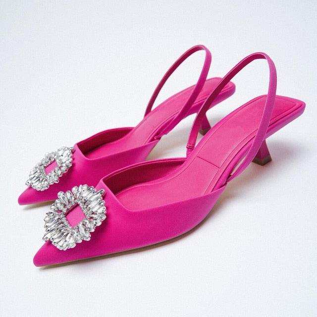 Chaussures plates pour femmes de luxe avec brides noires et talons bas d'été beiges, bout pointu fermé, strass et bande élastique, mules plates et pantoufles de marche extérieures.