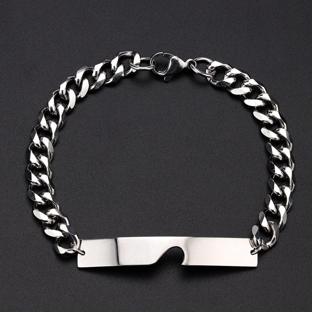 Bracelet de luxe en forme de cœur pour couples - Chaîne en acier inoxydable pour hommes et femmes - Bijou tendance en acier inoxydable - Bracelet ajustable à maillons cubains de couleur argentée