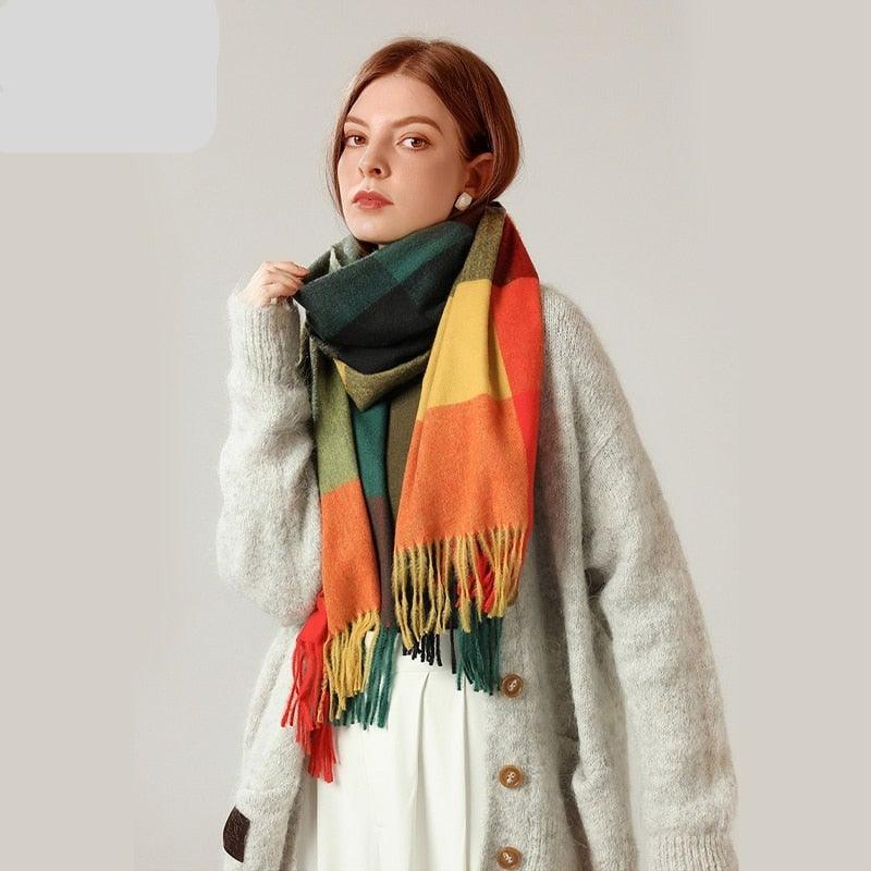 Écharpe de luxe, mode automne-hiver, douce et chaude, à carreaux, hijabs colorés, châles en cachemire, bandana doux et chaud, écharpes légères pour femmes, écharpe élégante, écharpe en laine douce élégante à pompons pour femmes
