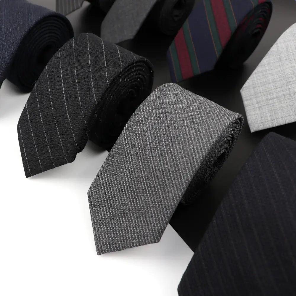 Cravate en Laine Fine Noire Grise de Haute Qualité pour Hommes, Réunion d'Affaires, Design Tendance, Excellent Cadeau pour Hommes
