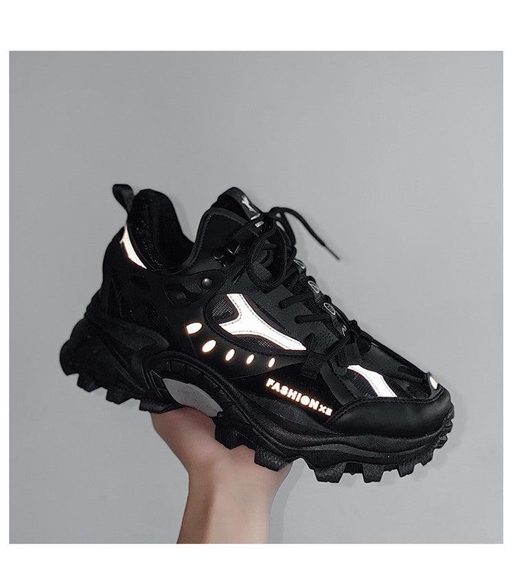 Baskets de luxe pour hommes, baskets blanches, baskets homme haute couture confortables, baskets mode respirantes, chaussures de sport décontractées absorption des chocs pour la course.
