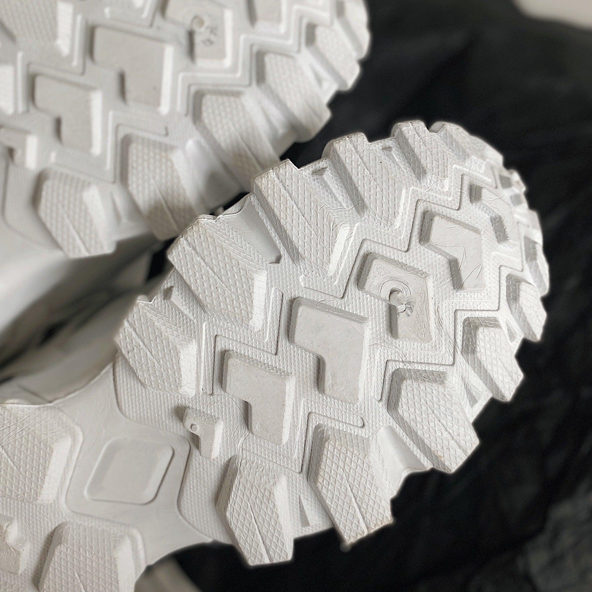Baskets de luxe pour hommes, baskets blanches, baskets homme haute couture confortables, baskets mode respirantes, chaussures de sport décontractées absorption des chocs pour la course.