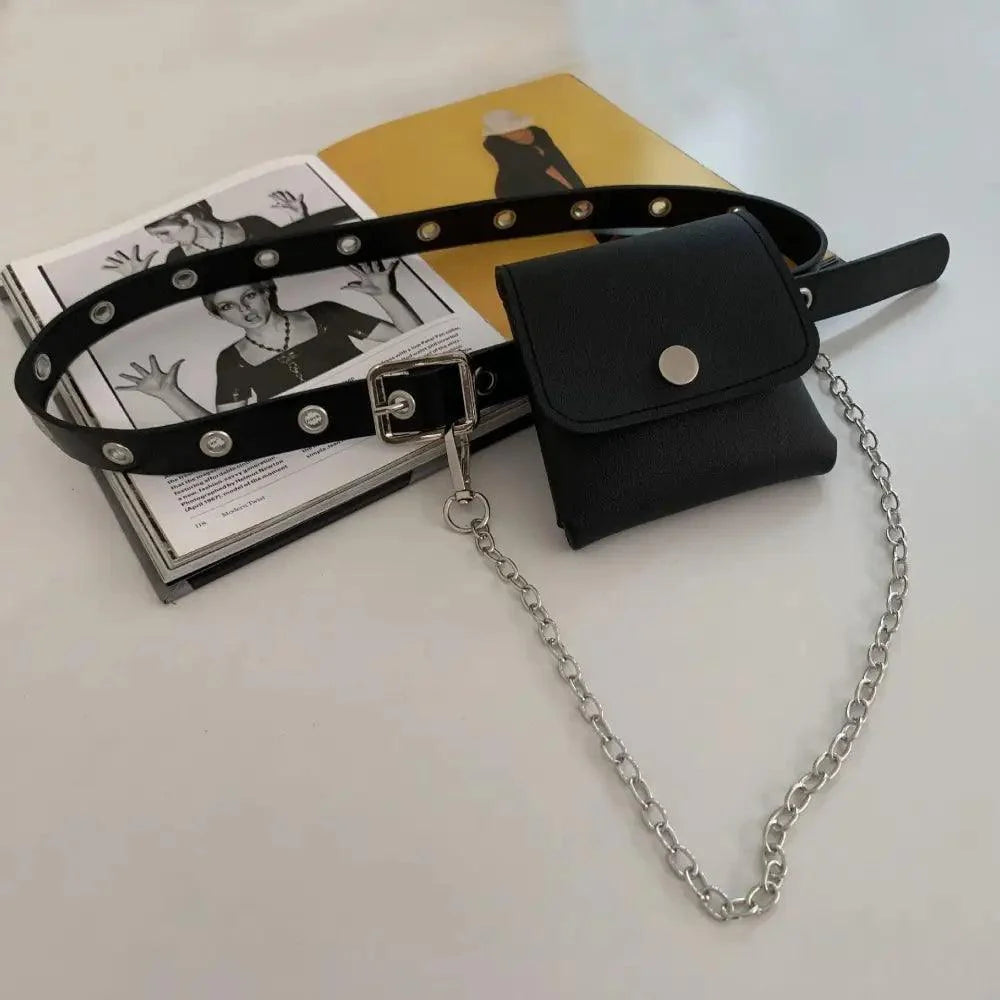 Sac Banane Luxe en Similicuir pour Femmes, Sac Ceinture Simple, Petite Sacoche Banane à Main avec Chaîne, Sac de Voyage Élégant pour Femmes