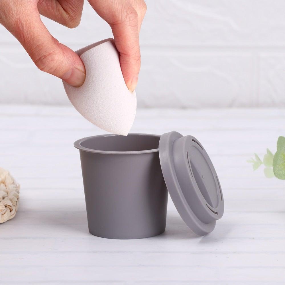 Étui éponge à maquillage en forme de capsule, boîte de rangement, support de séchage de maquillage, présentoir à éponge facile, boîte en forme d'œuf pour houppette cosmétique