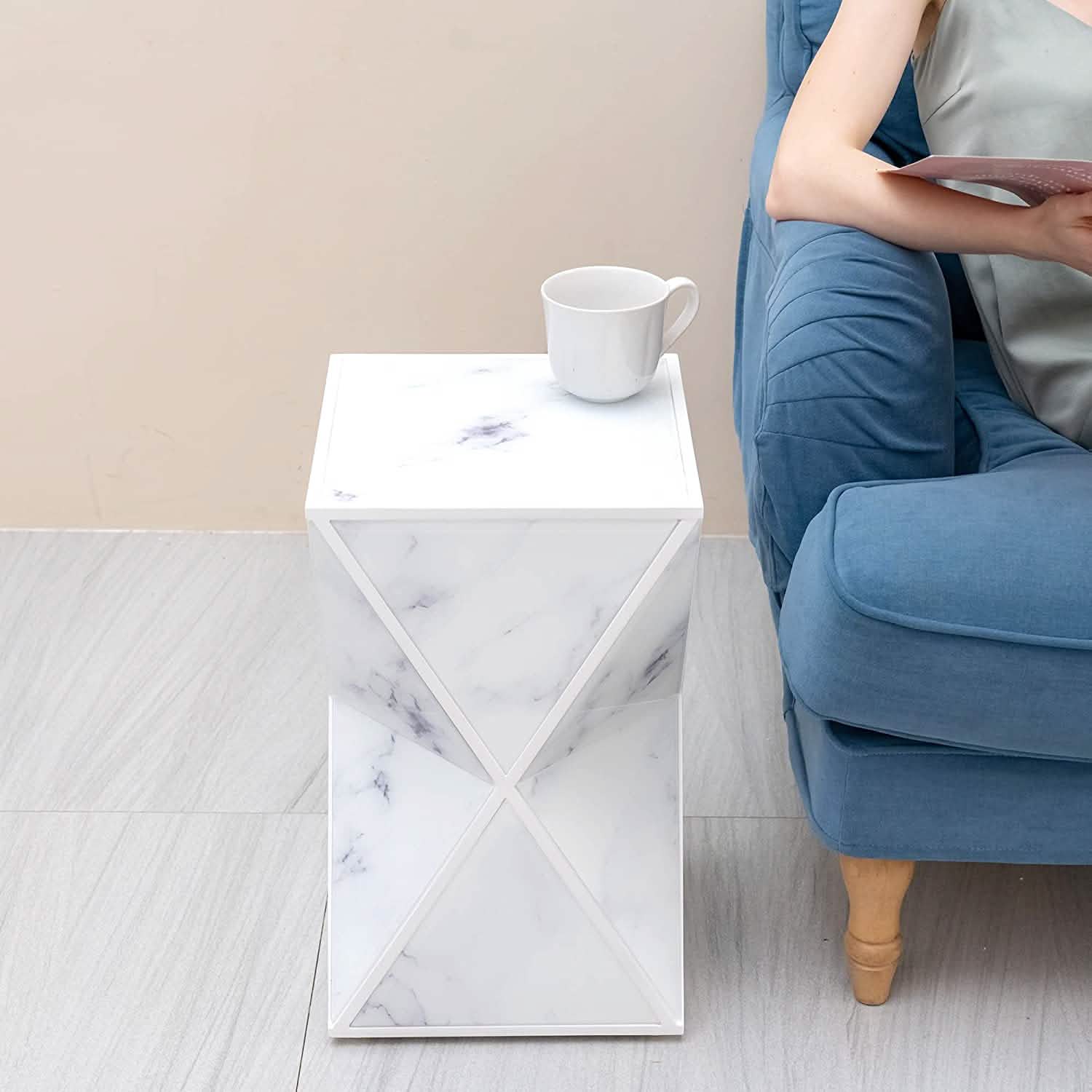 Table d'appoint en marbre, table de chevet contemporaine multifacettes