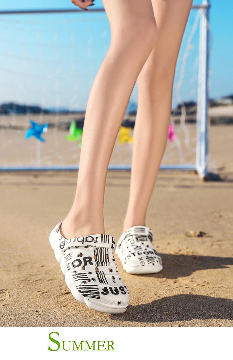 Sabots de jardin pour hommes, sandales décontractées d'été, sabots souples à mémoire de forme, chaussures d'hôpital, sandales d'eau de plage à enfiler pour hommes, chaussures d'eau antidérapantes, sabots de marche pour hommes camouflage de jardin d'été
