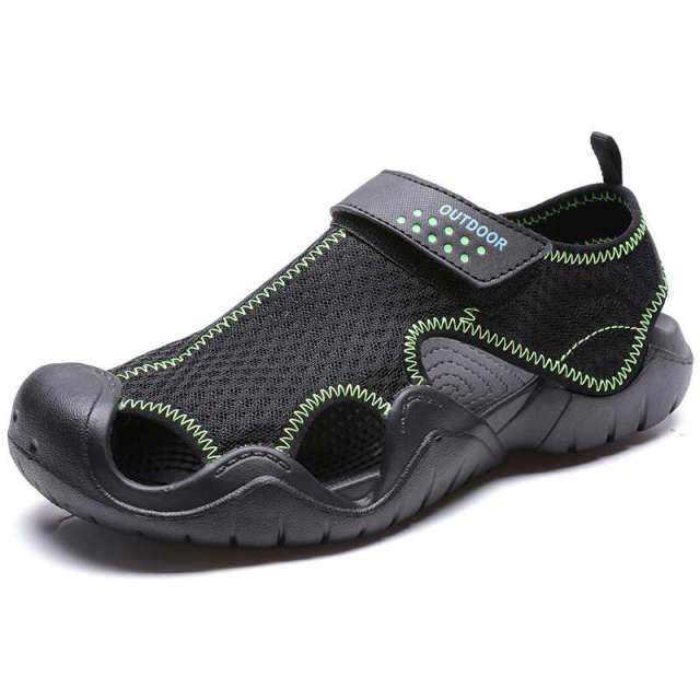 Hommes Tongs Sandales Chaussons d'été Chaussons de plage d'été Sandales Respirantes Chaussures à enfiler Chaussures d'extérieur à enfiler Marche Décontractée Clogs à la Mode pour Hommes