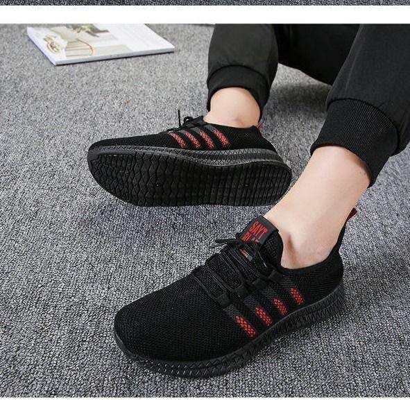 Chaussures de course légères pour hommes, nouvelles baskets de sport d'été confortables et respirantes, mode extérieure, légères, athlétiques, décontractées et respirantes, pour la marche, la course, le jogging