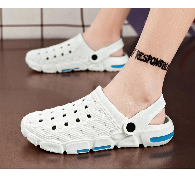 Sandales Homme Chaussures d'été en Caoutchouc sans Goût en Plastique Unisexe Chaussures de Jardin Noires Sandales Plates de Plage Homme Chaussures d'Eau Antidérapantes Légères Chaussures de Marche Décontractées à Enfiler pour la Maison en Vacances