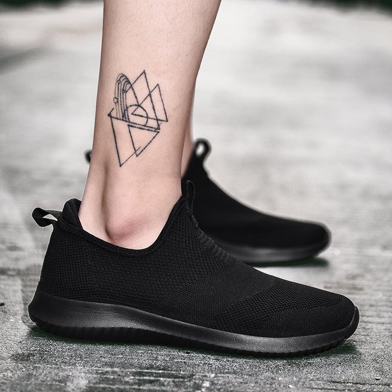 Chaussures de sport légères pour hommes, baskets décontractées à enfiler, chaussures de marche, baskets chaussettes, chaussures de plage respirantes en maille pour l'été, espadrilles athlétiques confortables en maille
