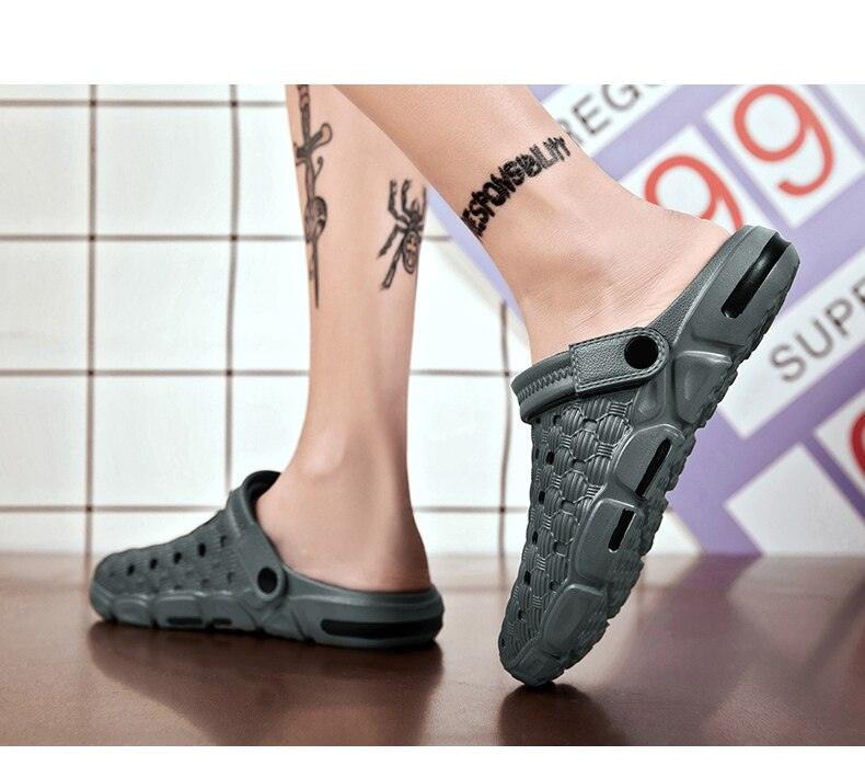 Hommes Chaussures d'été à trous Caoutchouc Plastique Unisexe Chaussures de jardin Chaussures de plage plates Sandales pour hommes Chaussons d'extérieur Intérieur Sandales légères Sabots de jardin Chaussures de randonnée Chaussures d'eau et de plage