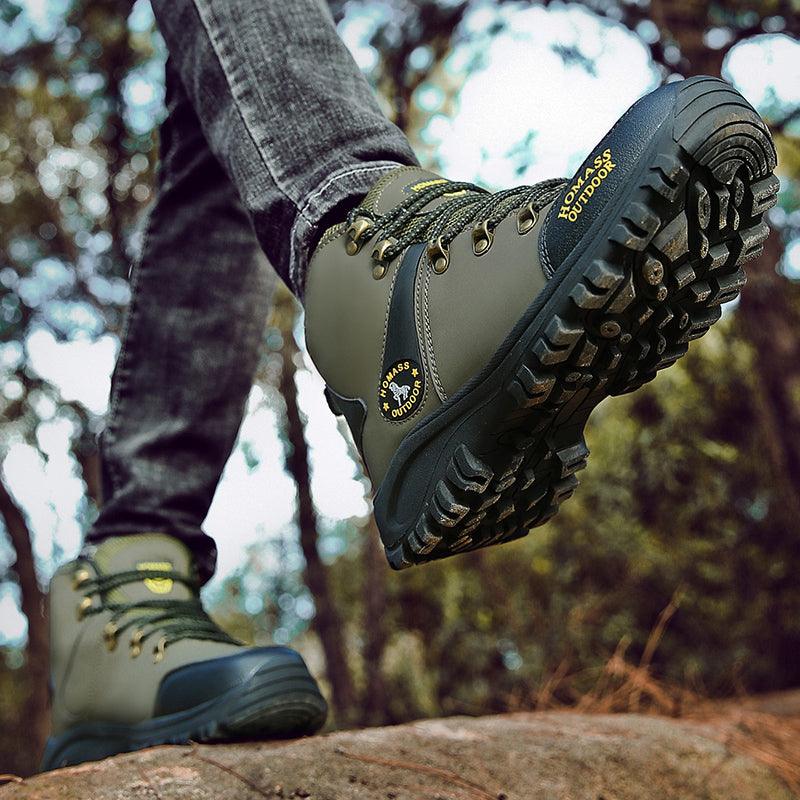 Bottes de Randonnée Étanche Respirantes pour Hommes, Bottes Tactiques de Combat, Nouvelles Chaussures d'Escalade d'Extérieur, Bottes d'Hiver Antidérapantes Doublées de Fourrure, Chaussures de Marche en Cuir pour Hommes