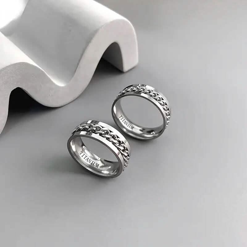 Bague pour hommes en acier de titane de 8 mm