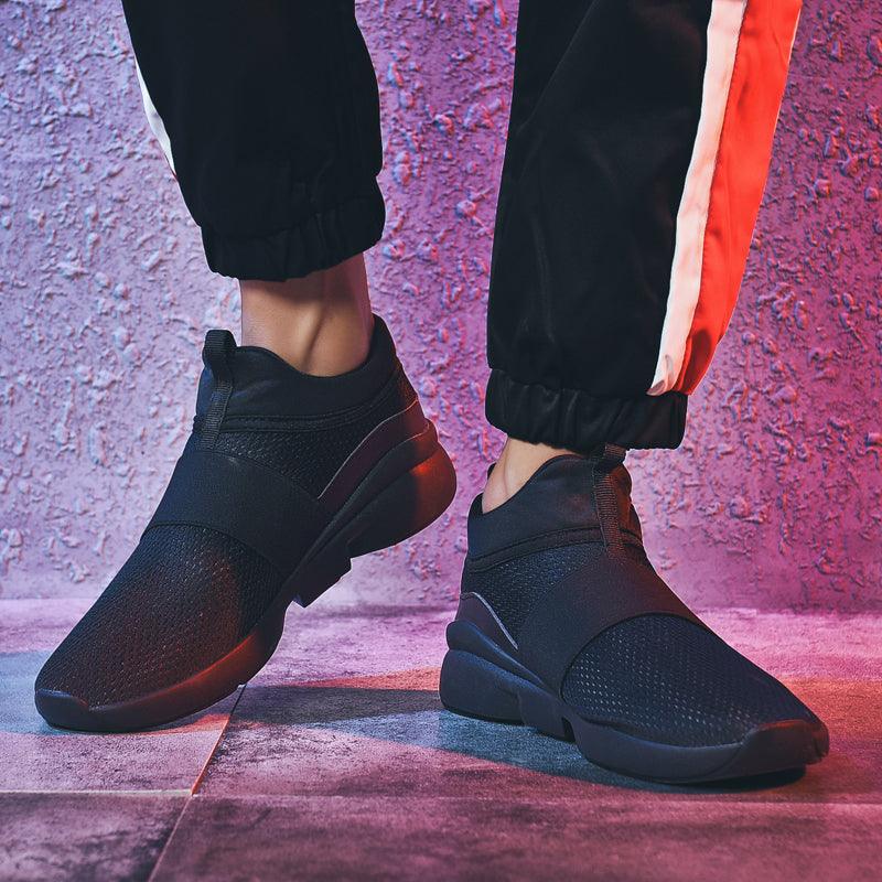 Baskets rouges plates pour hommes Chaussures de sport pour couple Baskets nouvelle mode Amoureux Décontracté Léger Jogging Respirant Chaussures de tennis de sport pour l'entraînement en extérieur et la marche