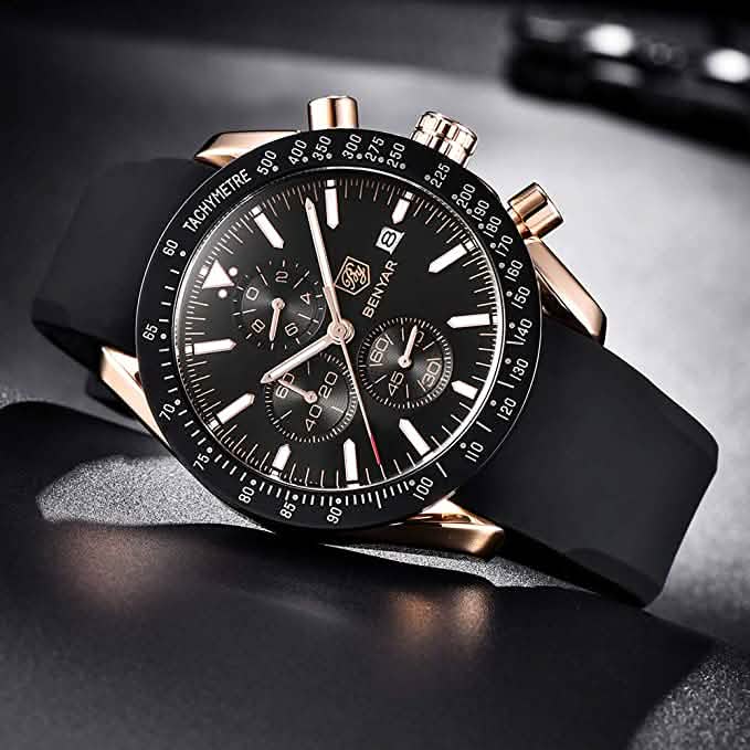 Montre analogique élégante pour hommes