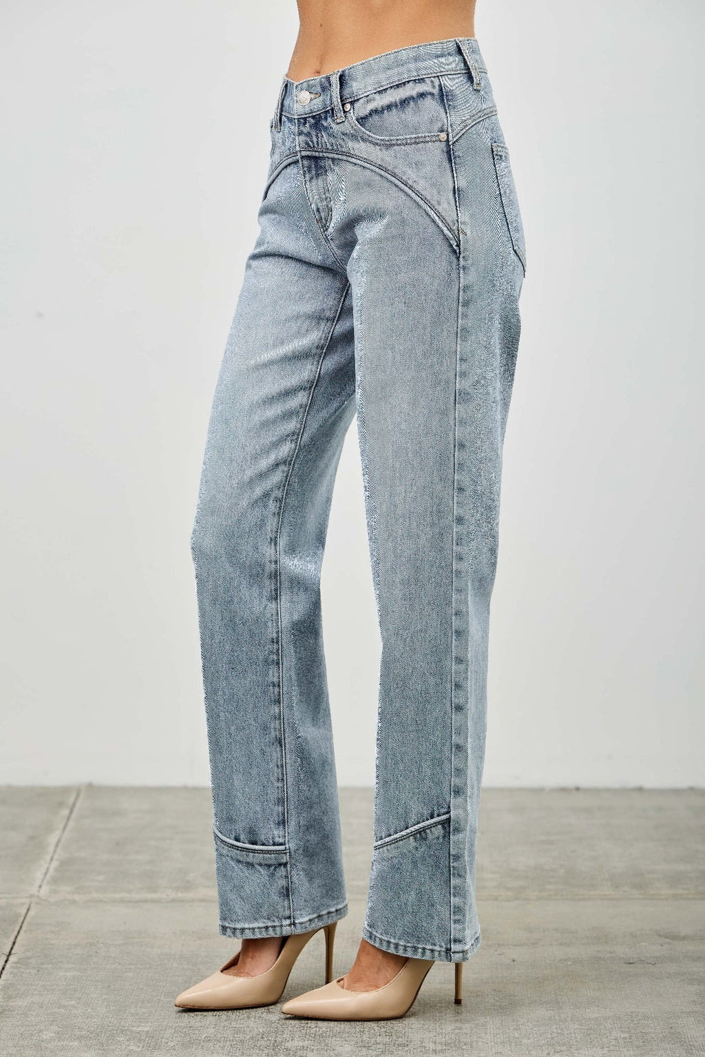 Droit taille mi-haute avec passepoil