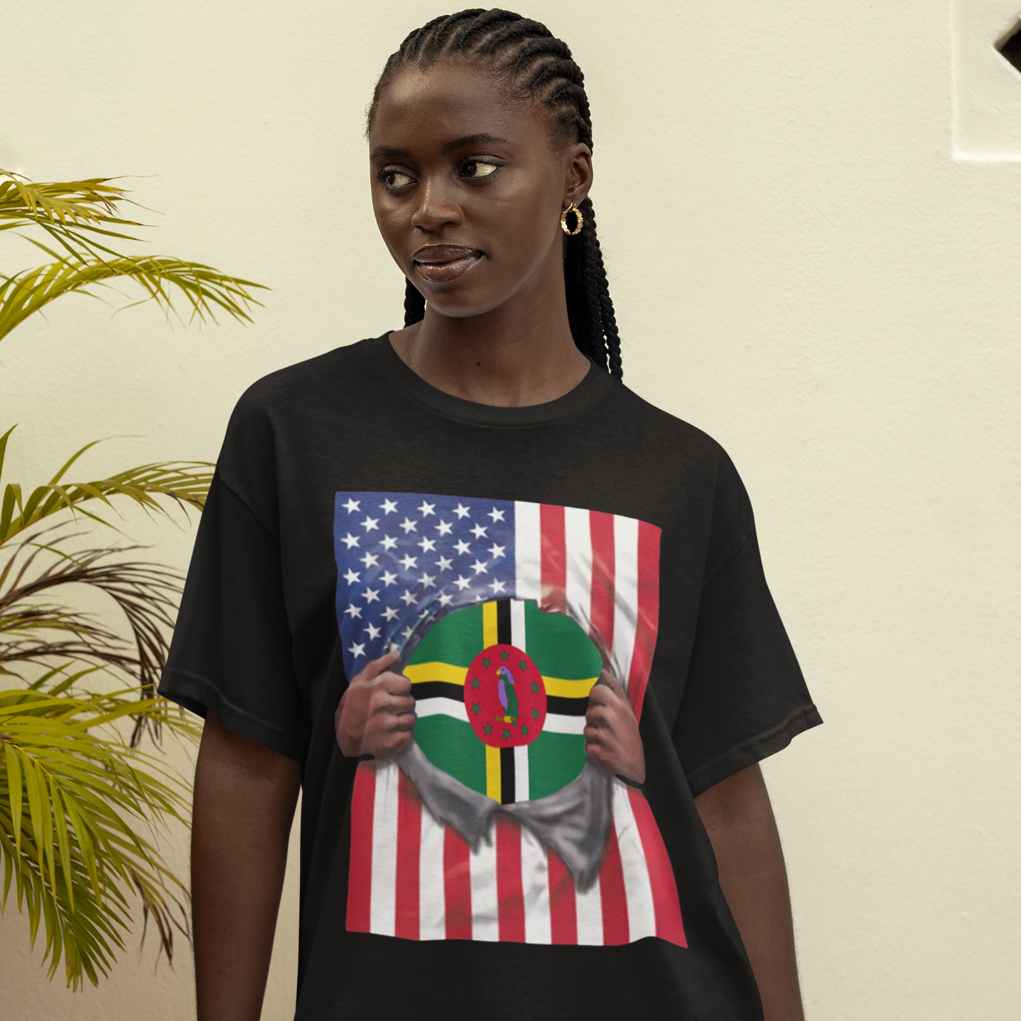 T-shirt drapeau Dominique + États-Unis | Drapeau dominicain + américain déchiré 4 juillet | T-shirts latinos drôles | 4 couleurs