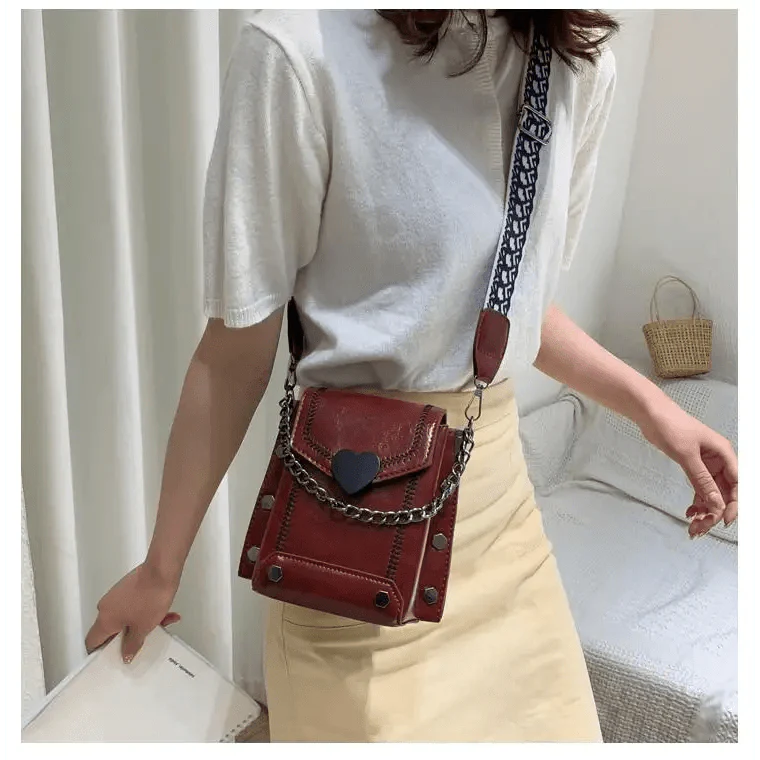 Sac à bandoulière moderne, élégant et magnifique en forme de cœur avec clous, pour femmes et jeunes filles
