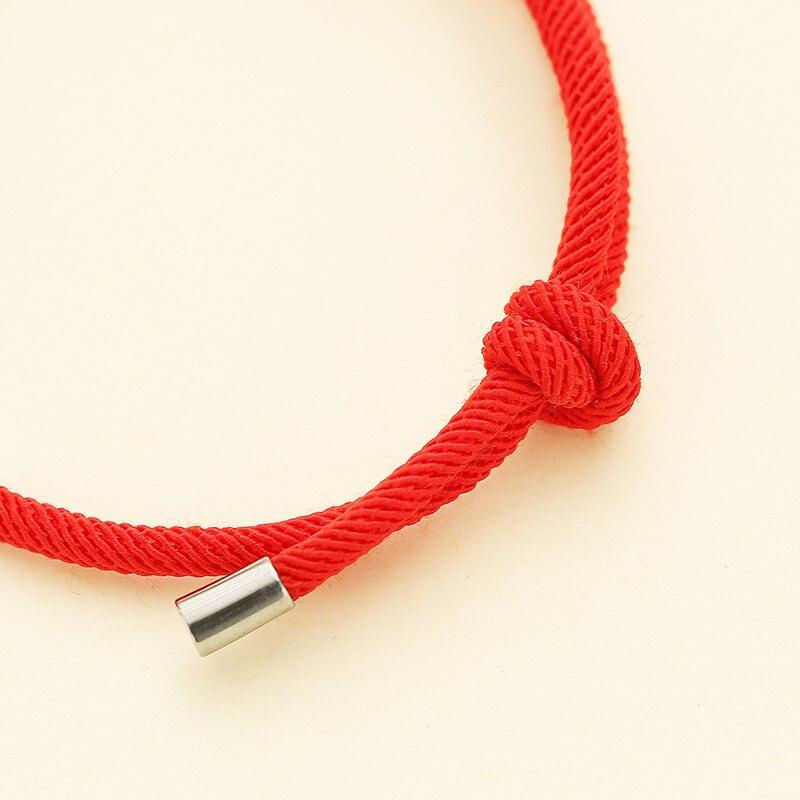 Bracelets assortis modernes avec breloques soleil et lune, bracelets magnétiques réglables pour couples, bracelets en corde rouge, bracelet d'attraction pour couple et bracelet d'amitié pour petit ami/petite amie