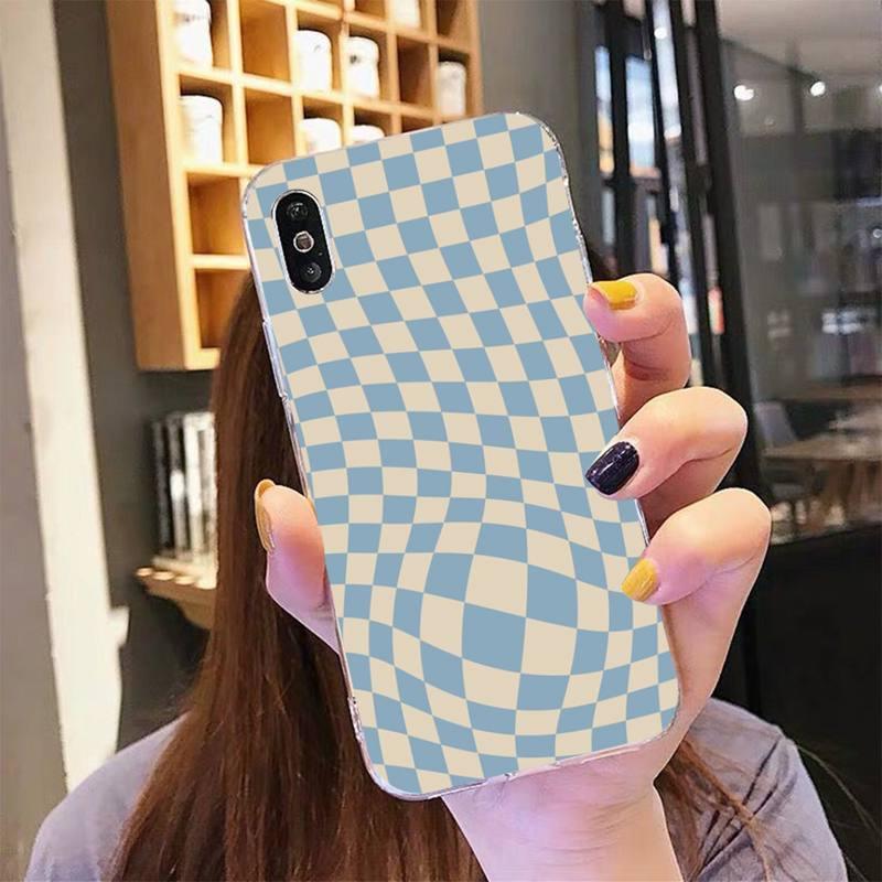 Coque de téléphone à motif damier moderne et unique pour iPhone 11 12 13 Mini Pro Max, motif damier noir et blanc, coque élégante pour filles