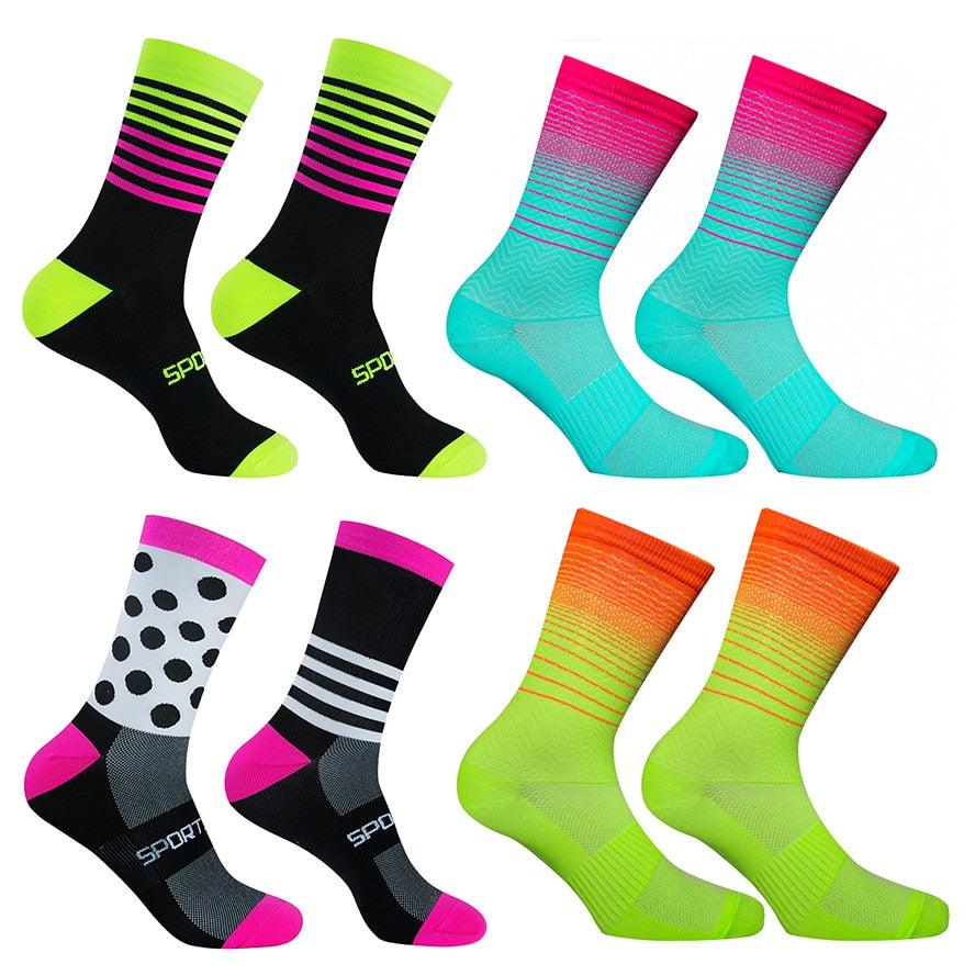 Chaussettes de cyclisme modernes unisexes pour hommes et femmes Chaussettes de sport d'extérieur Chaussures de vélo pour vélo de route Course Basketball Chaussettes de sport pour le cyclisme