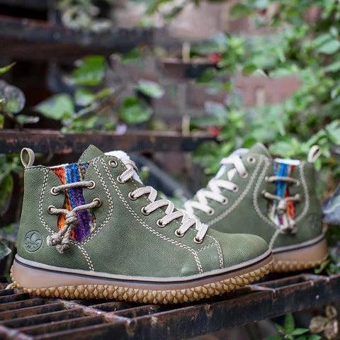 Bottes modernes chaudes et douces pour femmes, chaussures de sport décontractées en peluche d'hiver, bottines rétro tendance, baskets montantes de marche en extérieur, chaussures de marche doublées de peluche, chaudes d'hiver à scratch.