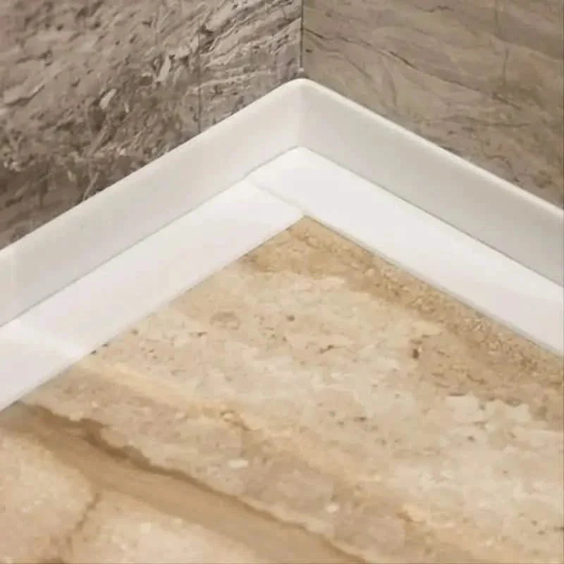 Ruban adhésif d'étanchéité pour évier de cuisine et de salle de bain