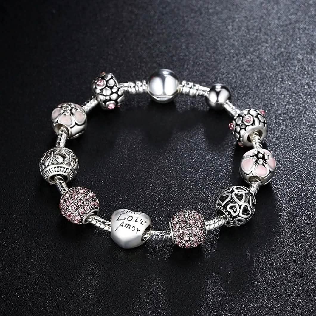Bracelet jonc avec pendentif cœur gravé « LOVE » pour la fête des mères