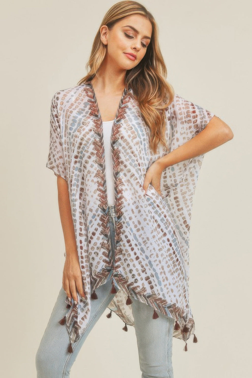 Kimono à glands avec motifs à plusieurs tirets
