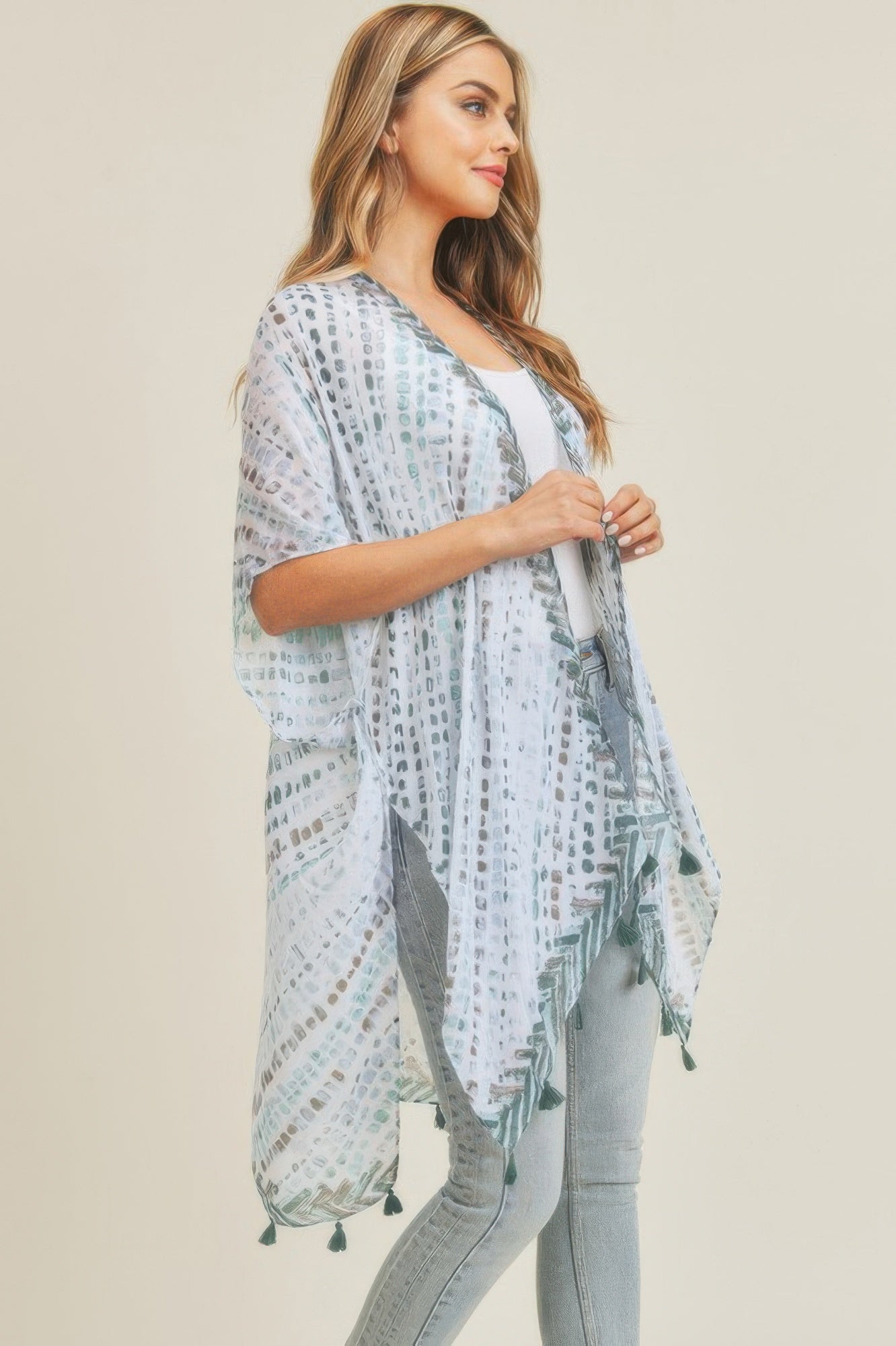 Kimono à glands avec motifs à plusieurs tirets