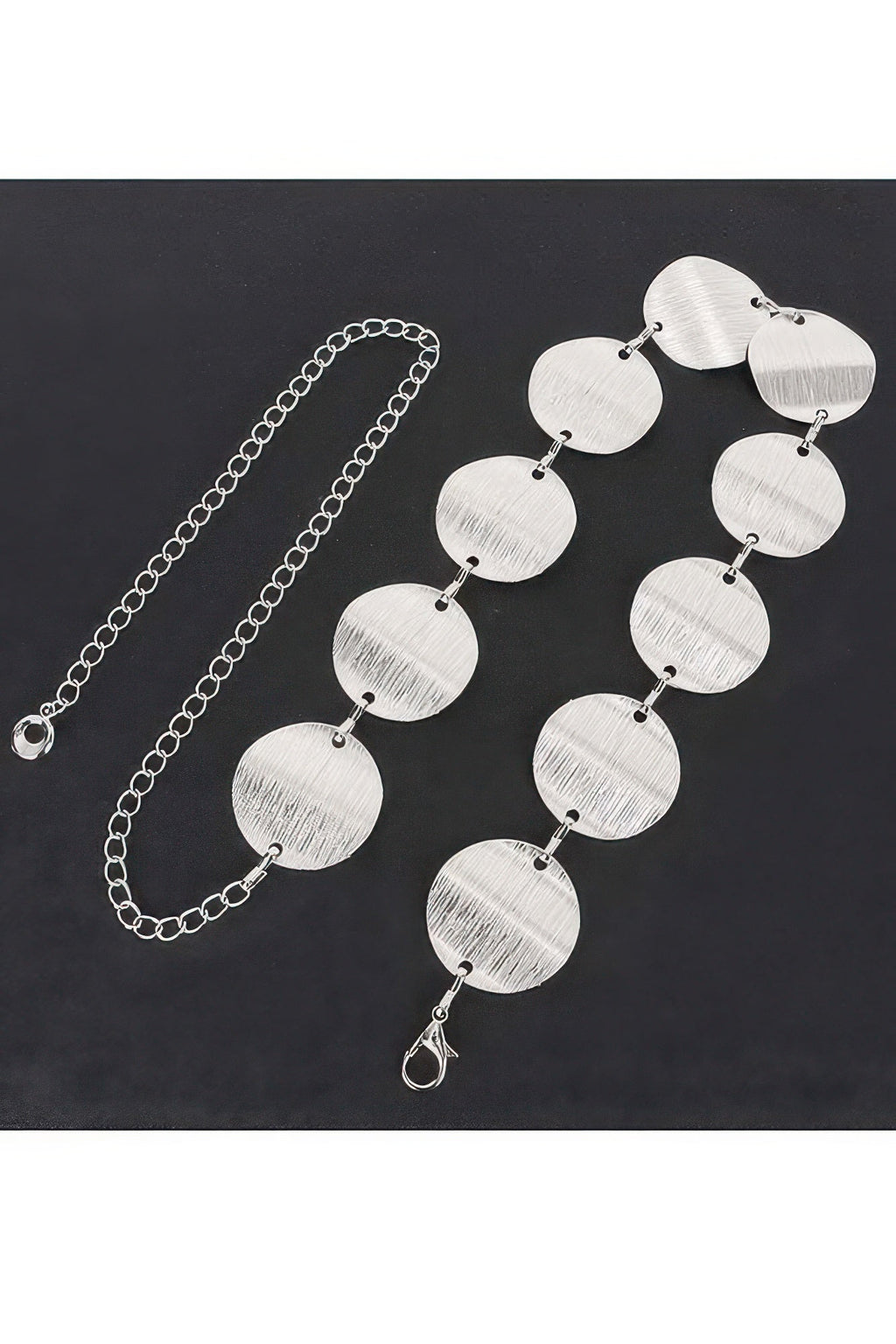 Ceinture à maillons métalliques multiples